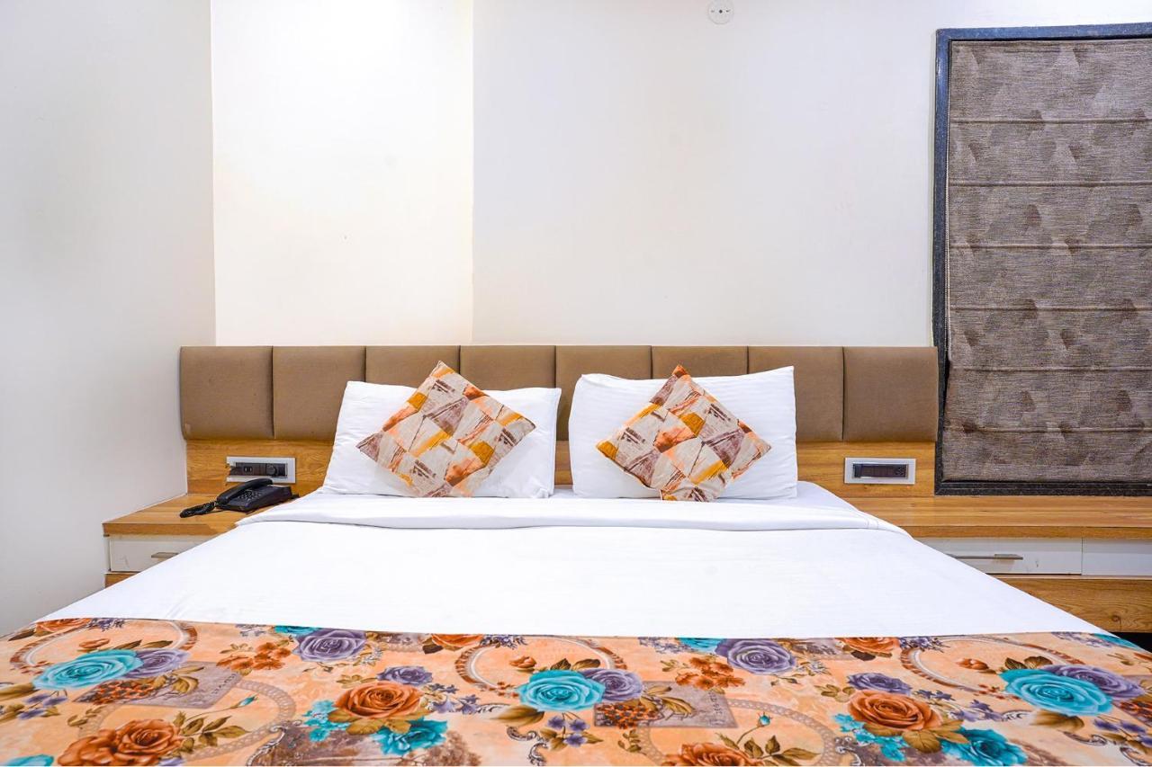 Fabhotel Jawel Palace Бопал Екстериор снимка